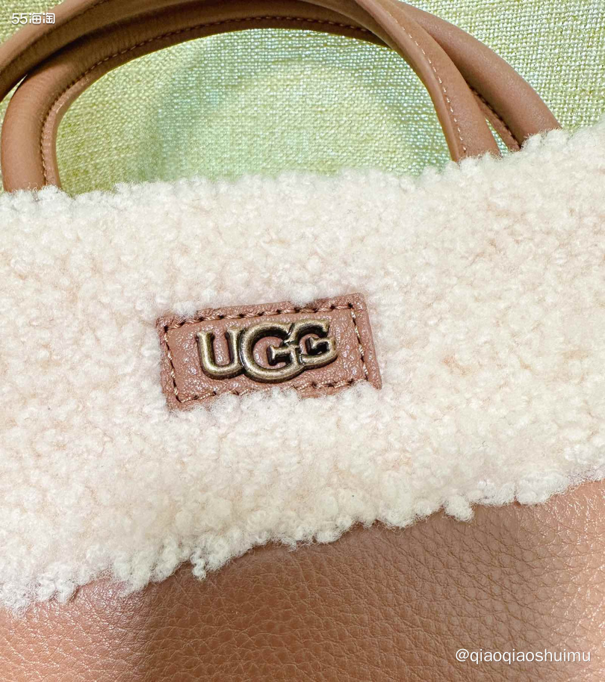 年前买的包包，然后一直塞在柜子里[汗颜R]l今天收拾东西找出