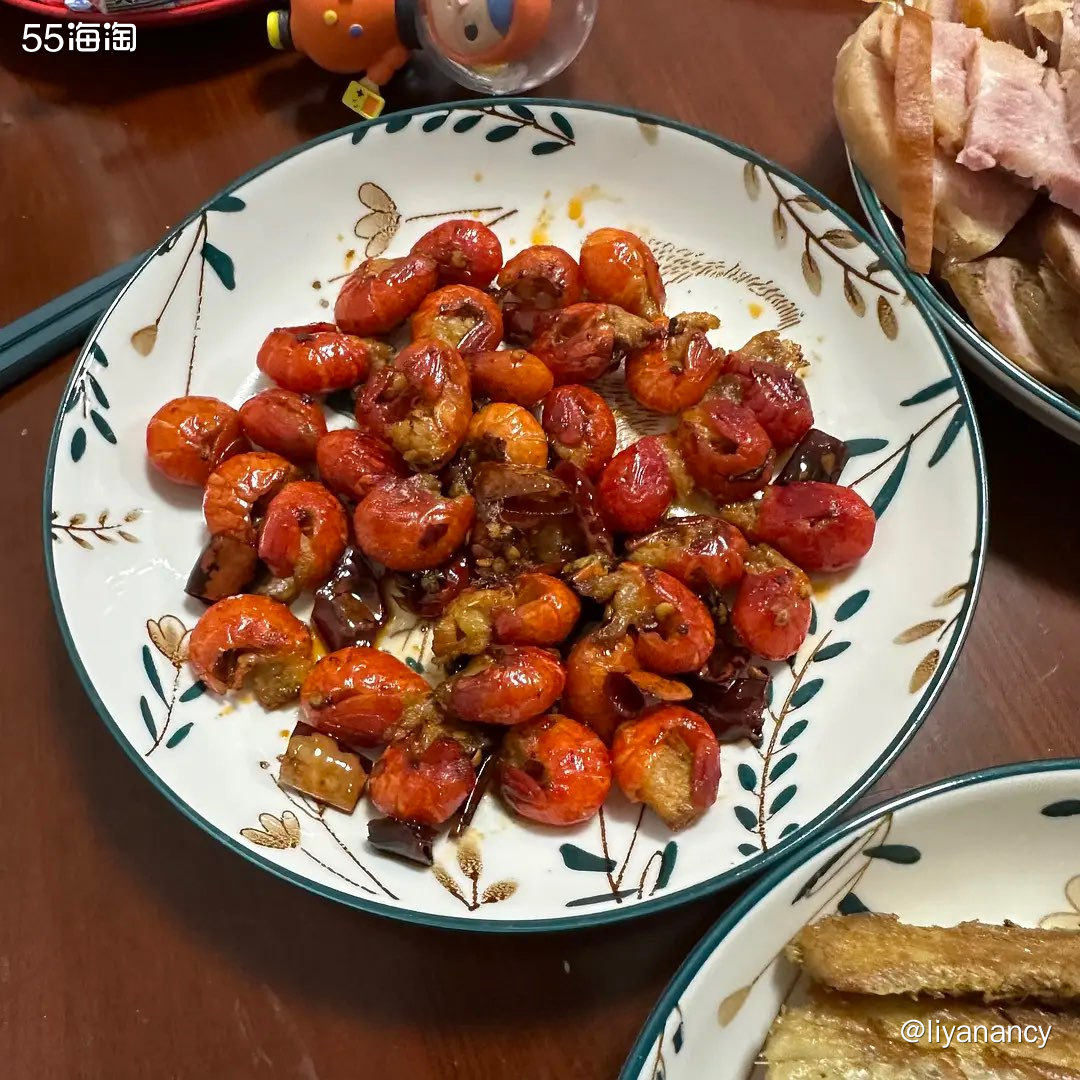 ✨每个周末都是比较开心的时候，因为又可以回家大吃大喝了，基本