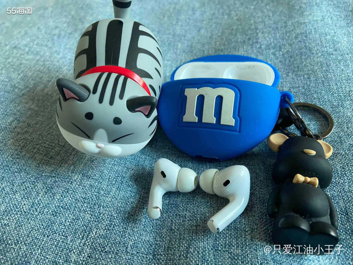 🔵AirPods Pro是苹果推出的第一代真无线降噪耳机，