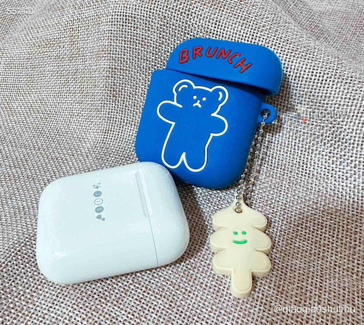 一直以来，都不太习惯用蓝牙耳机。自己只买过一次杂牌，结果是听