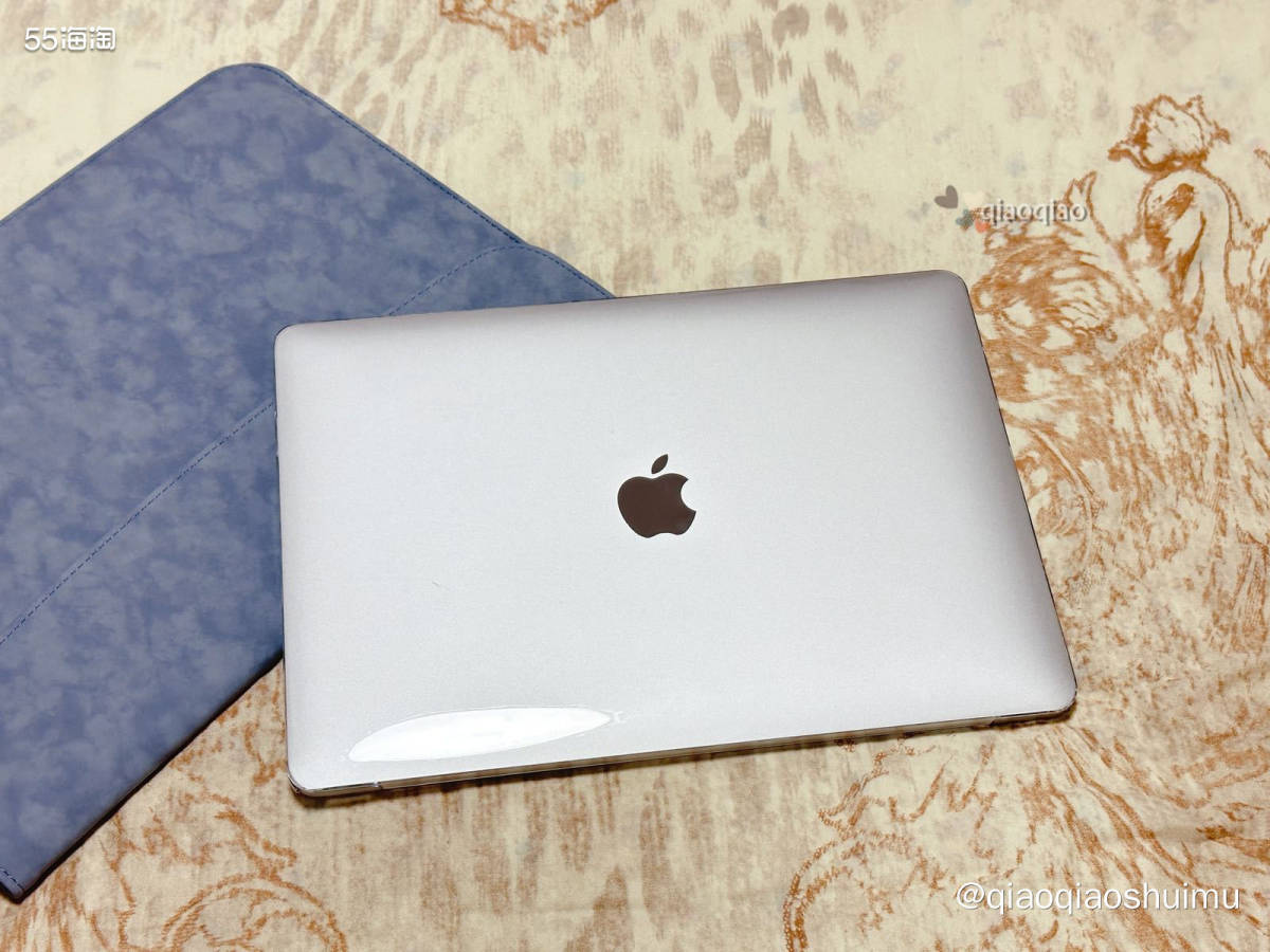 作为一枚苹果手机粉，一直不入苹果笔记本有点不合适，哈哈，恰逢