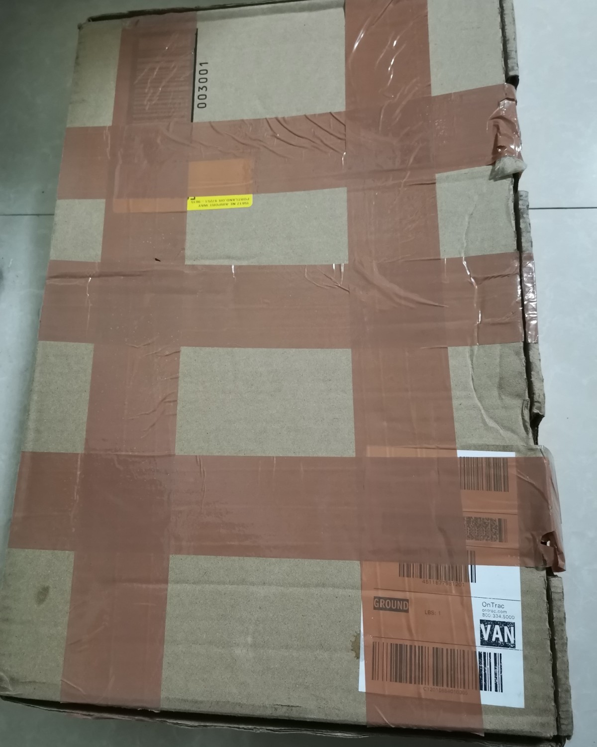 感谢中环的清关速度，让我新年前收到了新年礼物，过年美美的背上