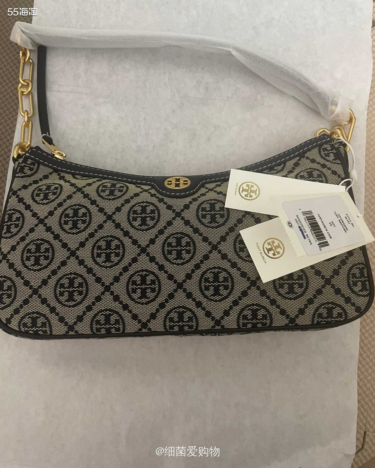 这个老花tb包是年前在nd百货入手，之前听说百货的包包会有点