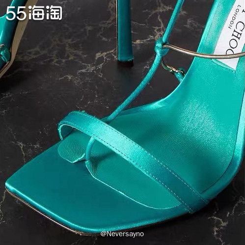 意大利制造缎面潮奢JM高跟凉鞋，绿松石色别有韵味  📍MI