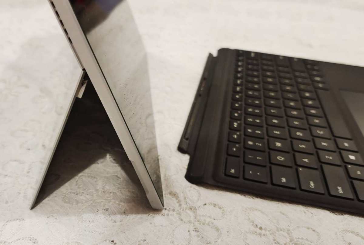 🔔产品：Surface Pro 4（最新已经到Surfac