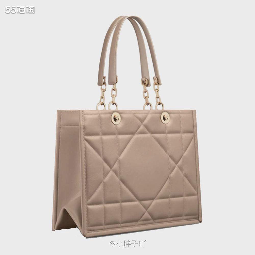 🪆我原本没有想过要在这个网站看一些很大牌，很大牌的包，因为