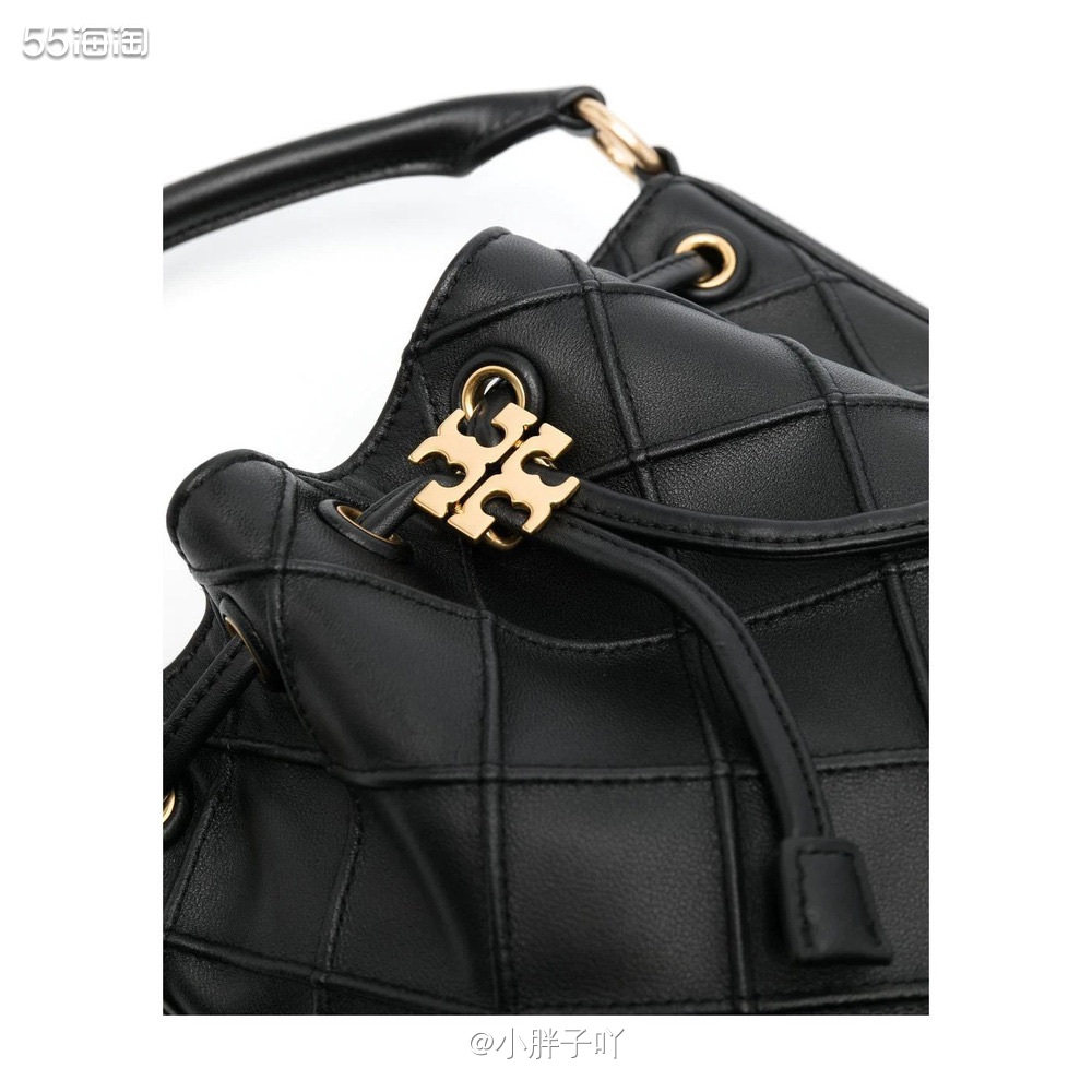 🍑我已经很久没有share这样子的包包了吧？好像是的！因为