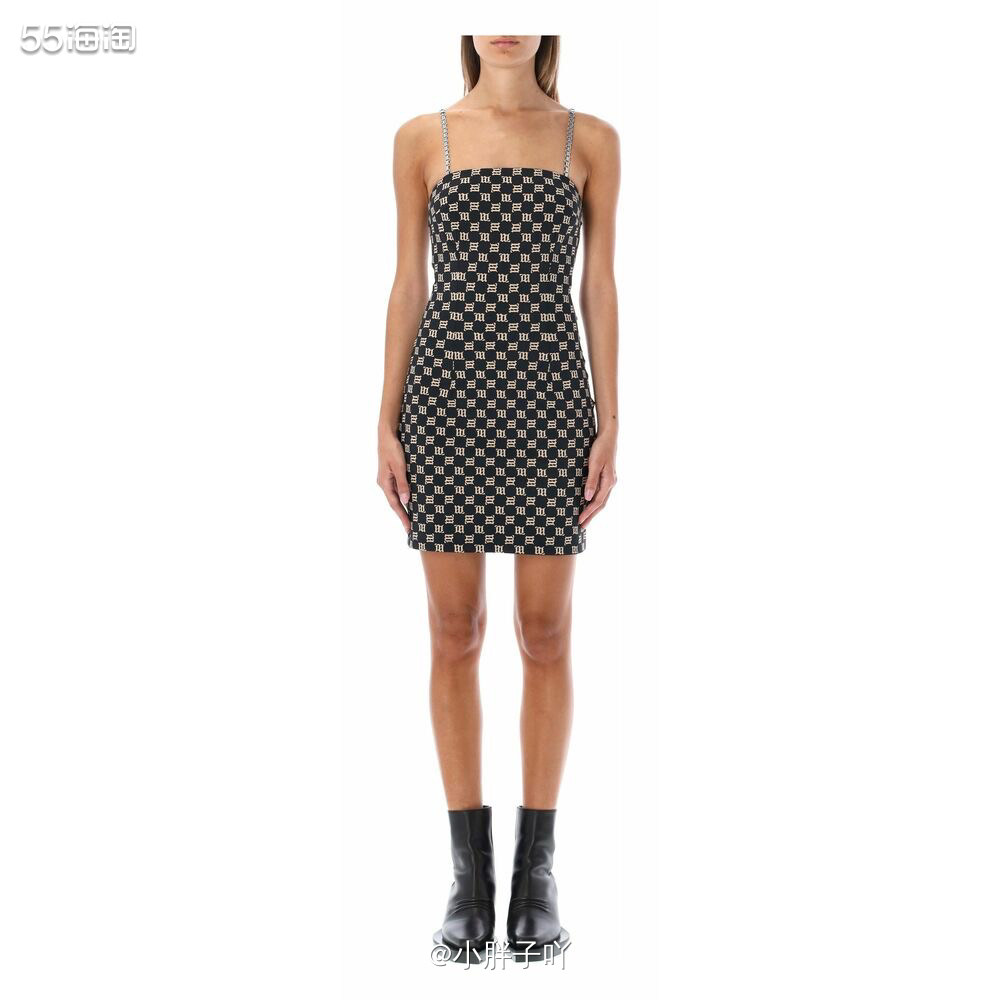 🐚我应该比较少介绍裙子，因为我自己不极其少穿裙子～所以在我