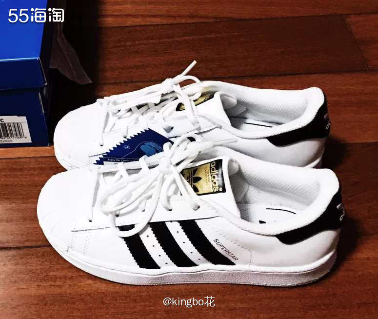 🔴三百多的价格收阿迪达斯三叶草小白鞋，太划算了  🔶经典