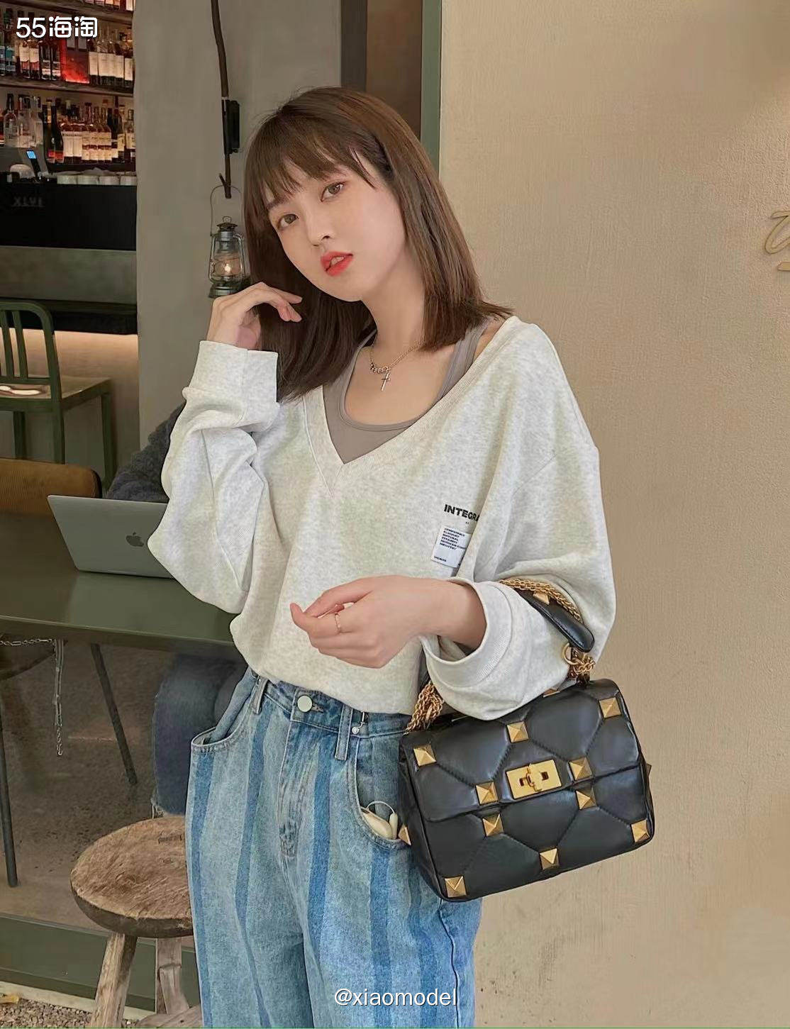 🖤品牌：Valentino华伦天奴 🖤美物：ROMAN 