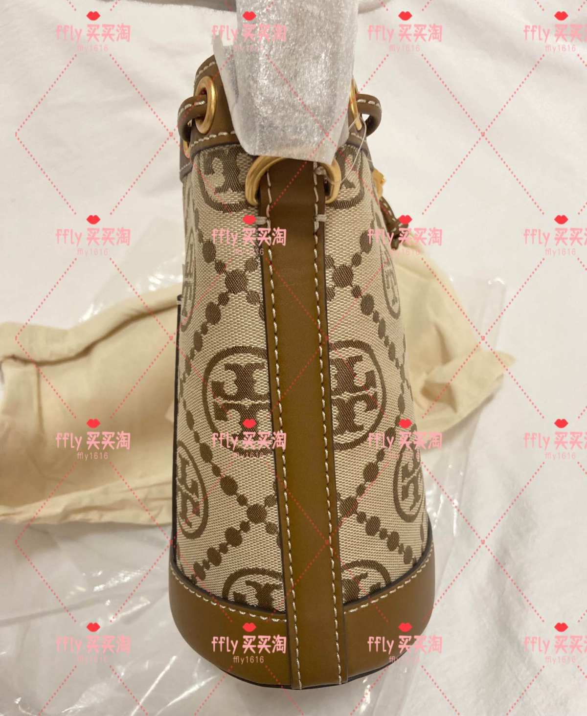 发走✈️  tory burch 栗子棕色​水桶包中号  栗