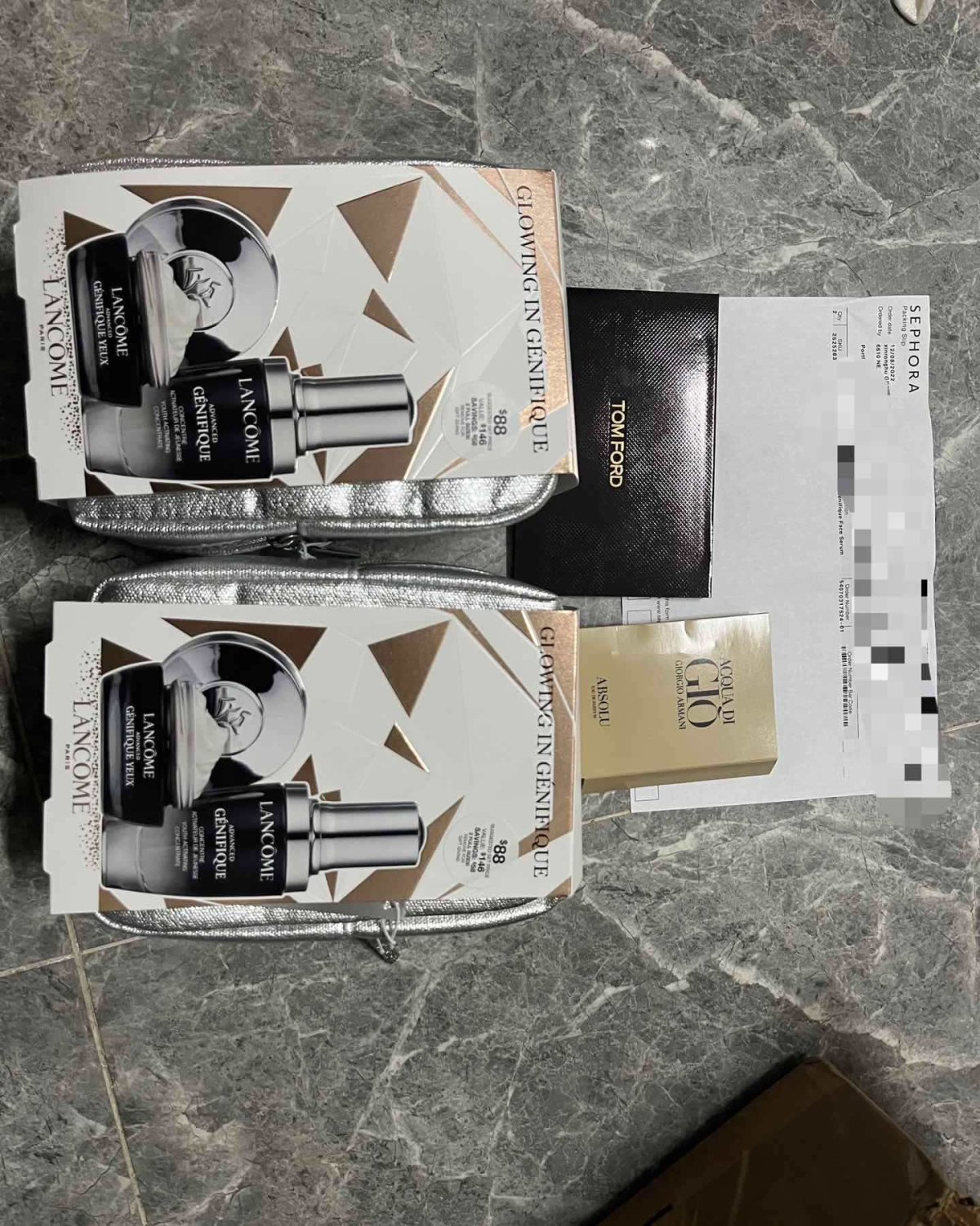 在Sephora 黑五活动的时候入手两套兰蔻套装。 ❤️我们