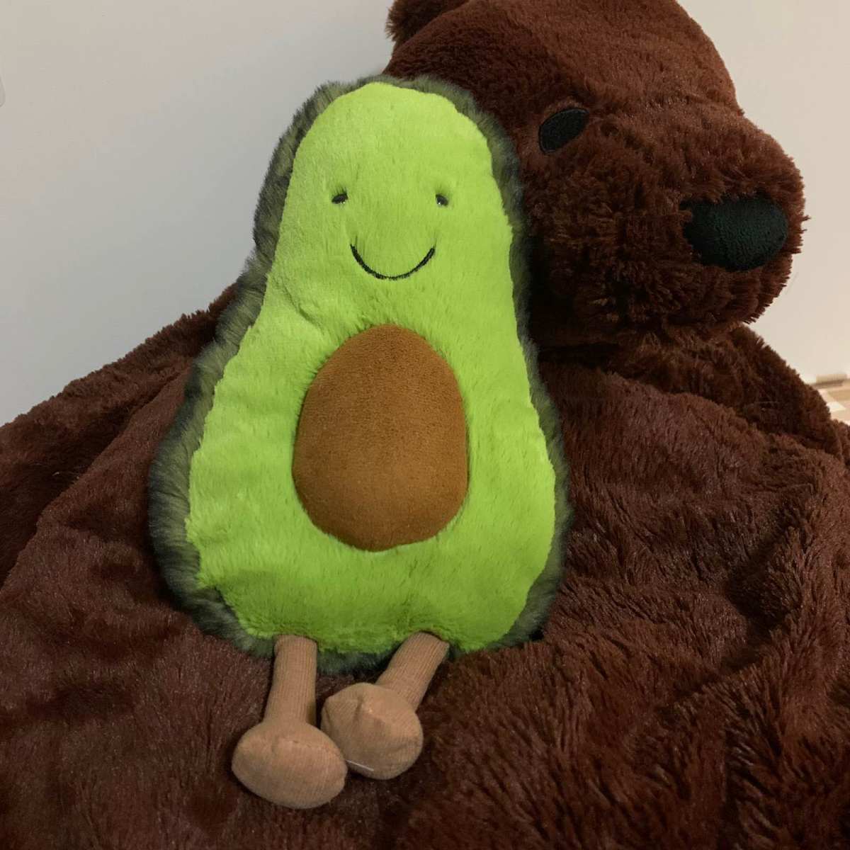是在实体店摸到jellycat的公仔，上手感觉真的贼拉舒服！