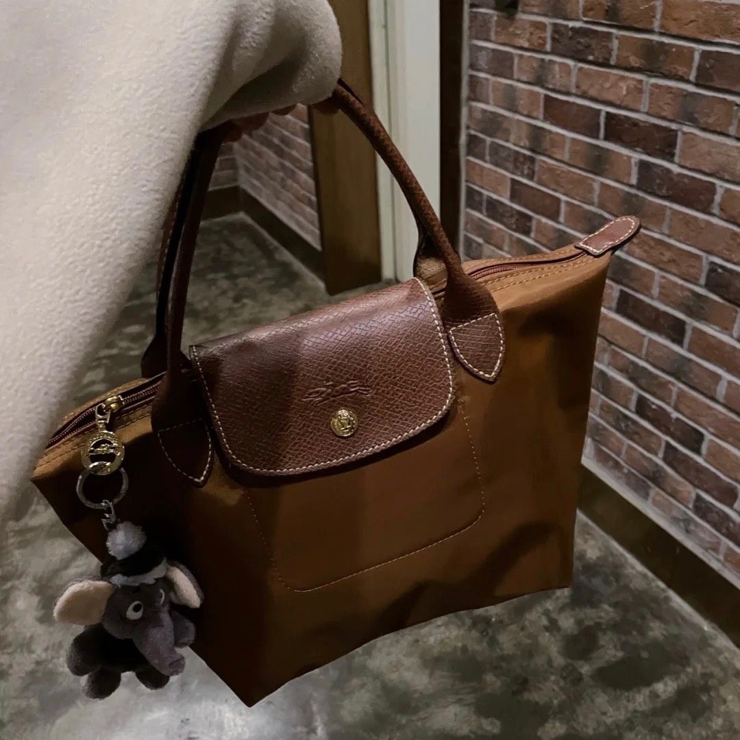 🌟之前一直有一个大的龙骧包，平时通勤有些大了，准备入一个小