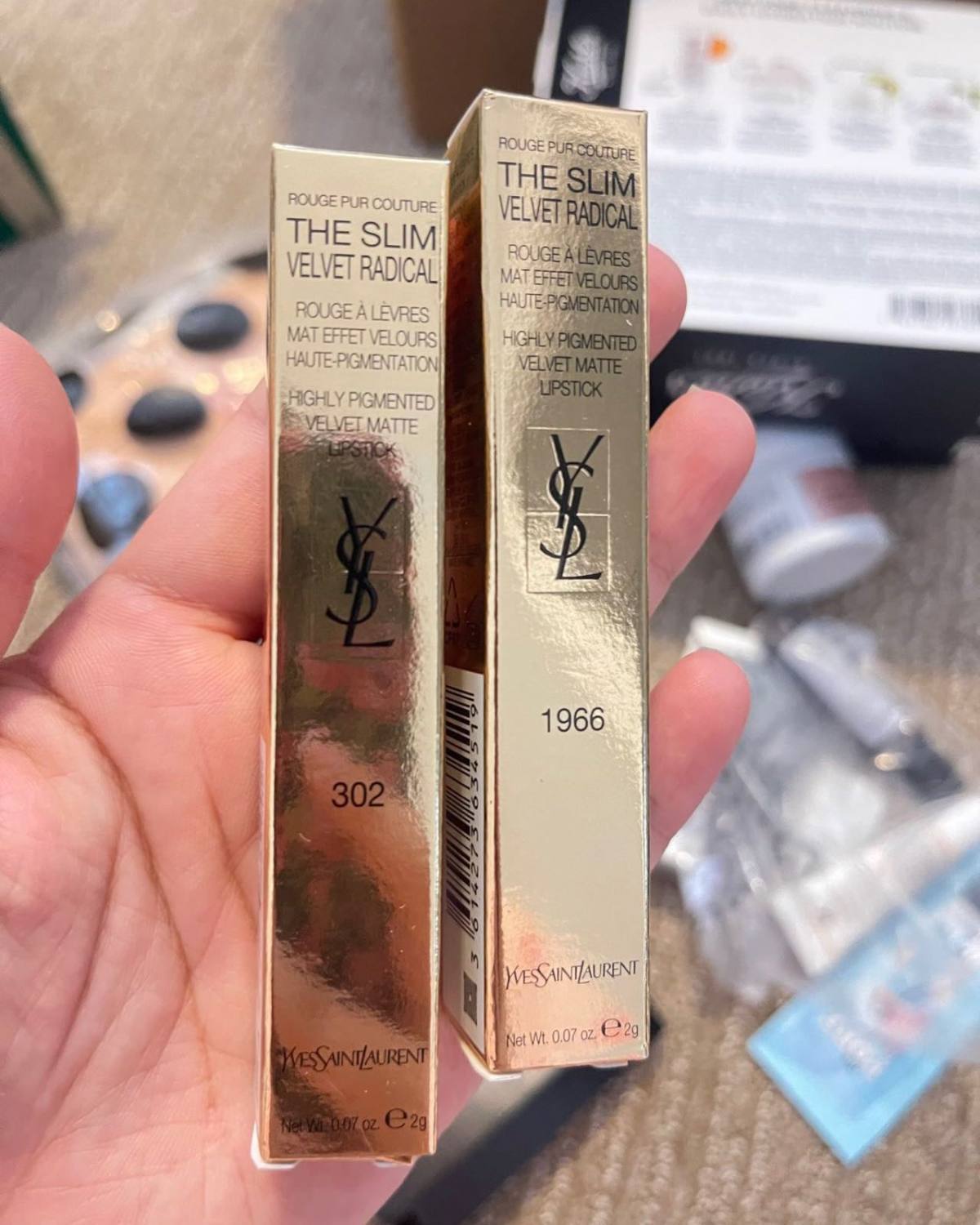 今天真是意外惊喜不断收货🫶开箱ysl口红💄。说起这两支口