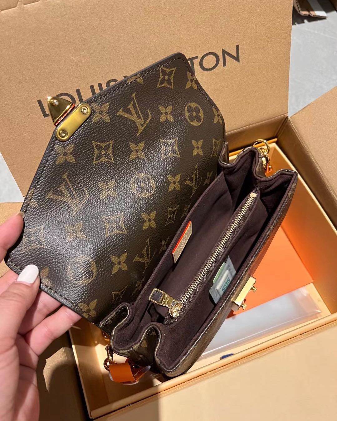 怎么看都好看咋办，都想要都想要哈哈哈！越看越有感觉哈哈，一眼