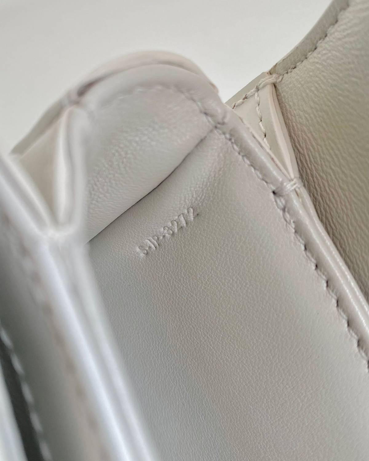 🈶粉笔白迷你，𝗖𝗲𝗹𝗶𝗻𝗲 𝗺𝗶𝗻𝗶 