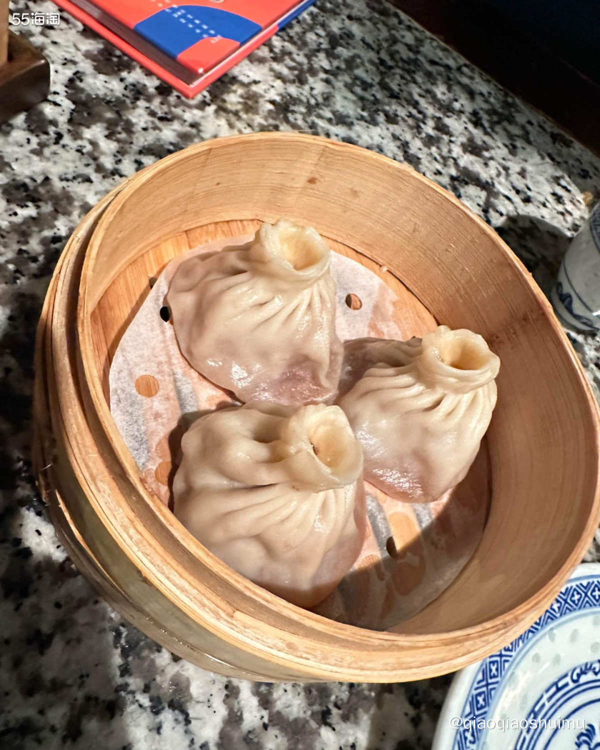南京大牌档之所以经常排队，大概是因为可以选好多菜，量不大，价