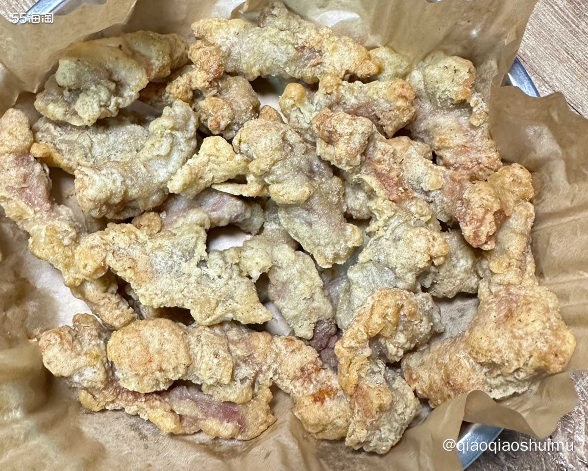 以前有个空气炸锅，图颜值买了个双层的。本以为容量可以大一点，