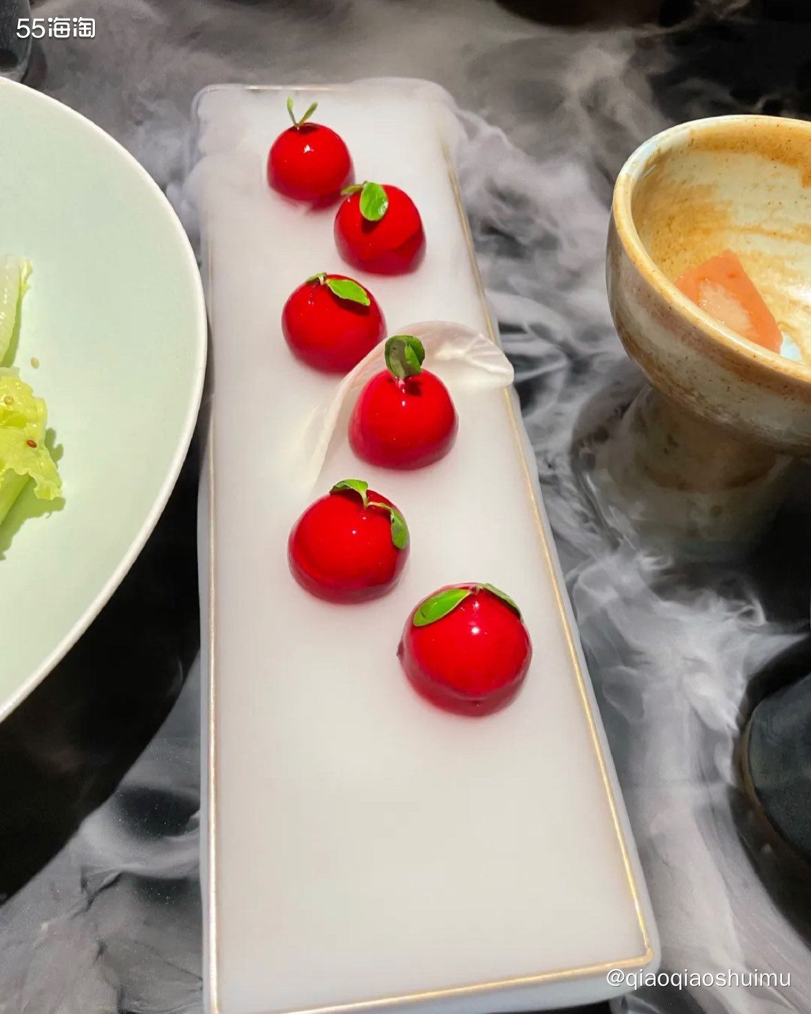 提督的排号很特别，不给你等位单，而是你留电话，到时候排到了给