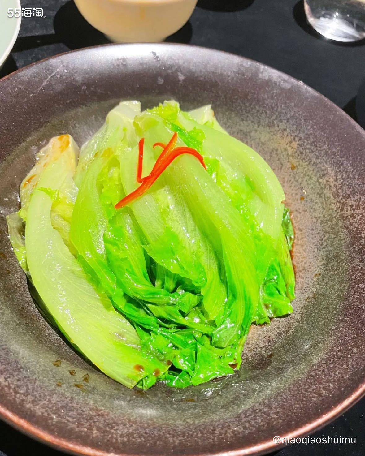 提督的排号很特别，不给你等位单，而是你留电话，到时候排到了给