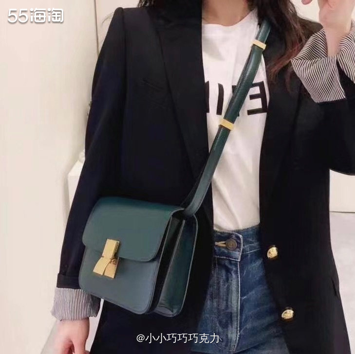 CELINE这款豆腐包应该可以算是豆腐包鼻祖了吧，超经典的款