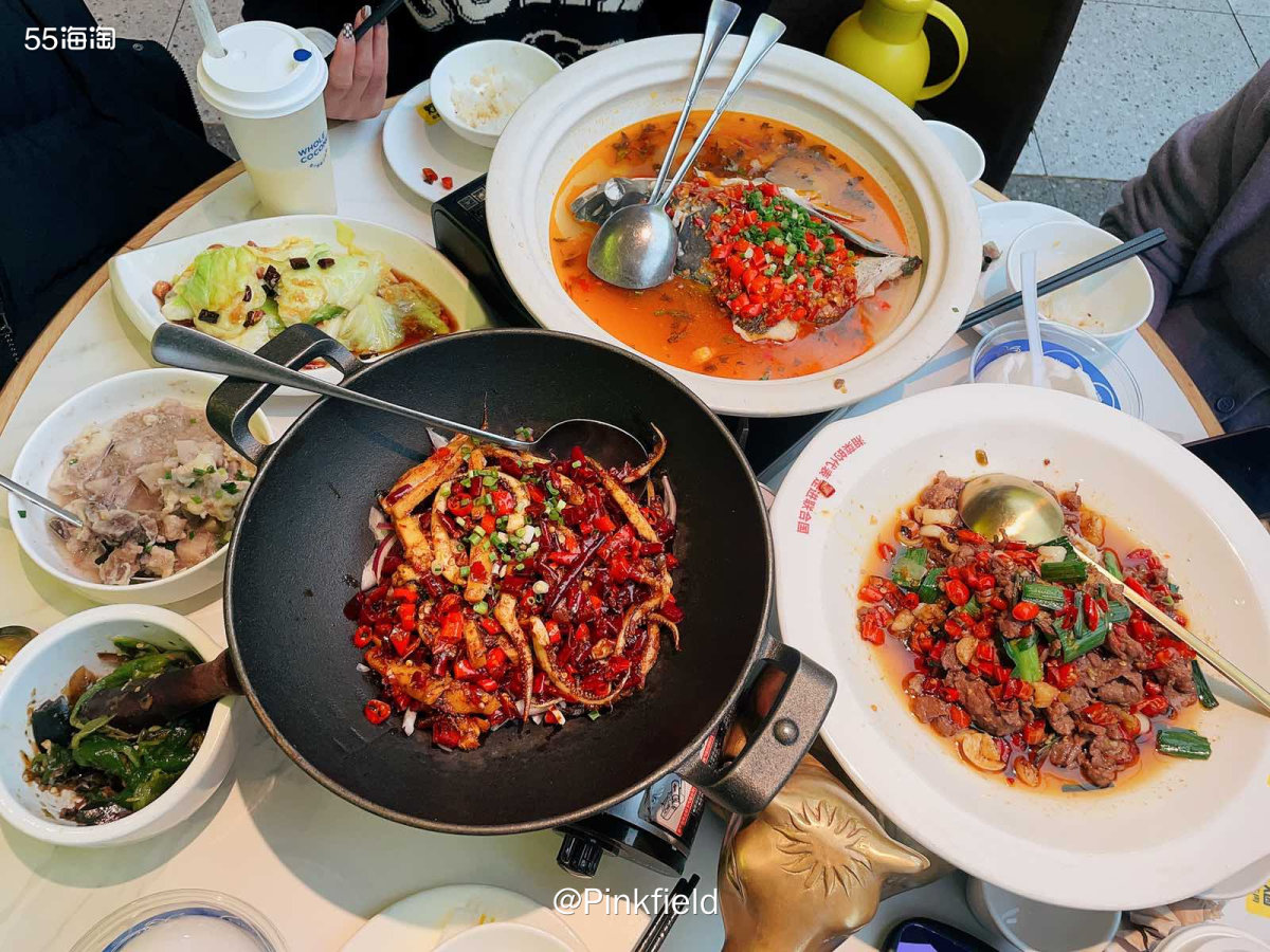 🌶️又来晒长沙网红美食店啦～这家炊烟小炒黄牛肉在某书的打卡