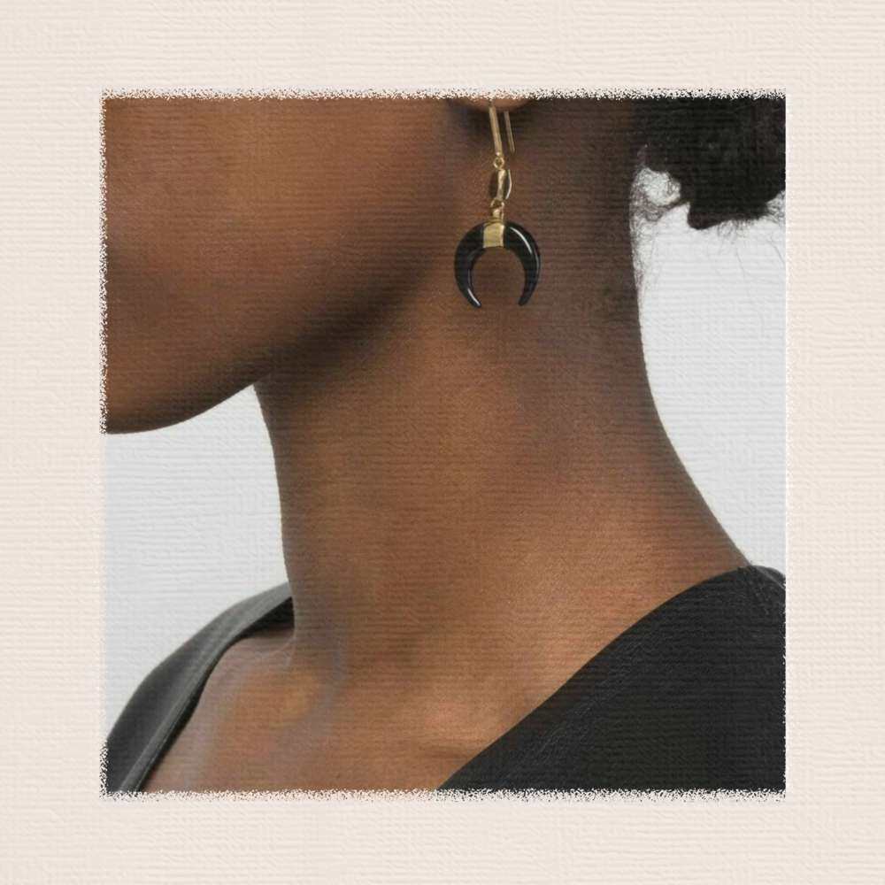 ⭐种草单品：Isabel Marant耳环  ⭐种草网站：M