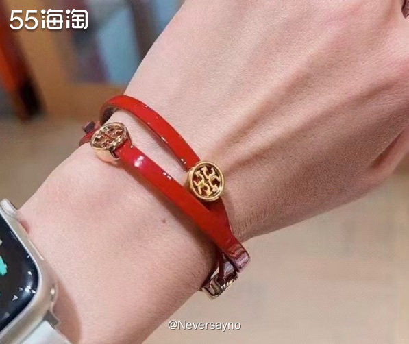 900可以买到Tory Burch酒红色皮革手链，小礼物**