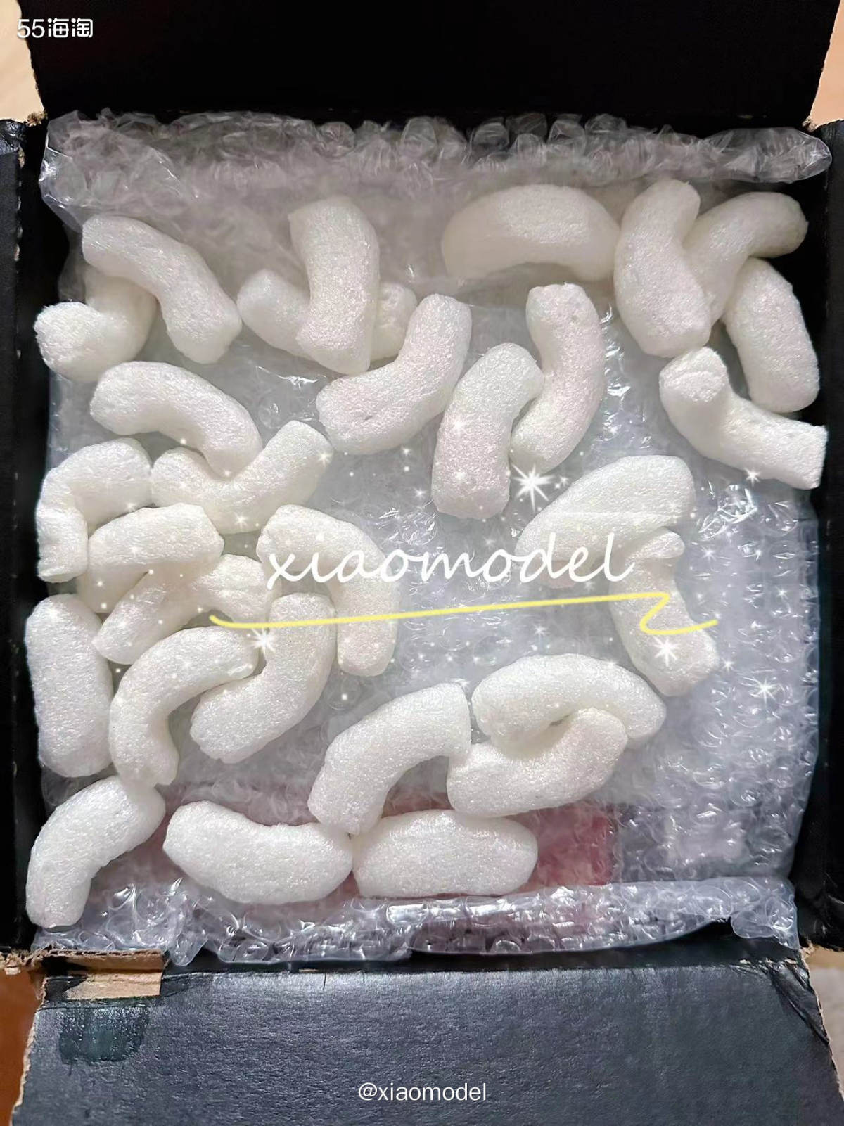 🌷运单号：ZY102810412 🌷包裹信息：关税补贴B