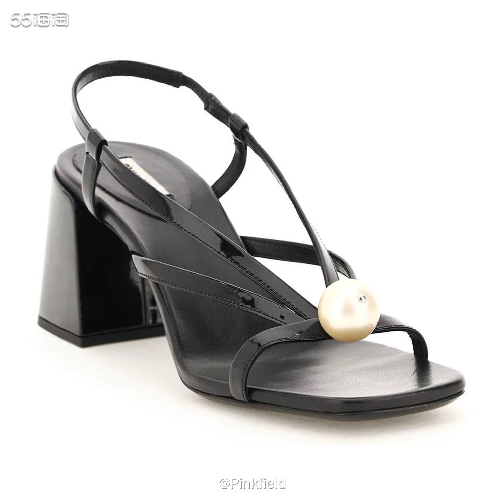 ☁Miumiu的设计师简直就是才啊，又在它家发现了一双超好看