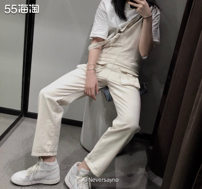 Nike AJ1 经典款白色皮质运动鞋，百搭不会出错  💓
