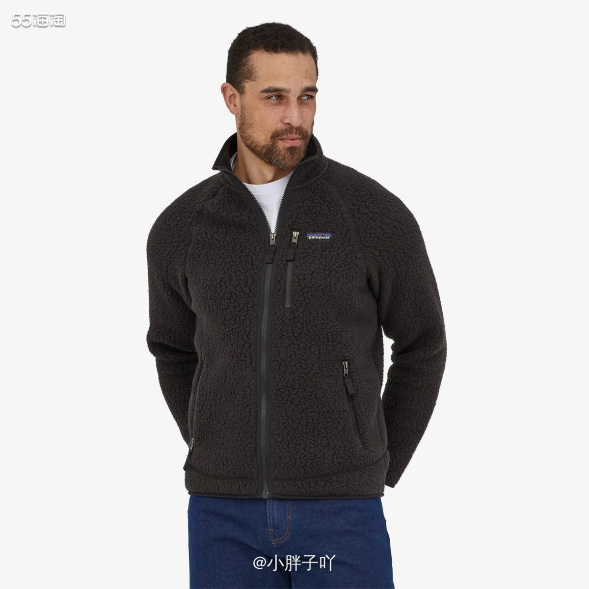 我之前不是介绍了他们家的夹克嘛 那款的话会比较的毛茸茸，但是