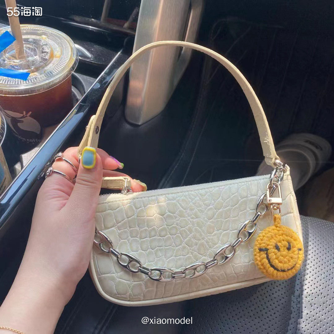❤️By Far是个来自保加利亚的时尚品牌，感谢MIINTO