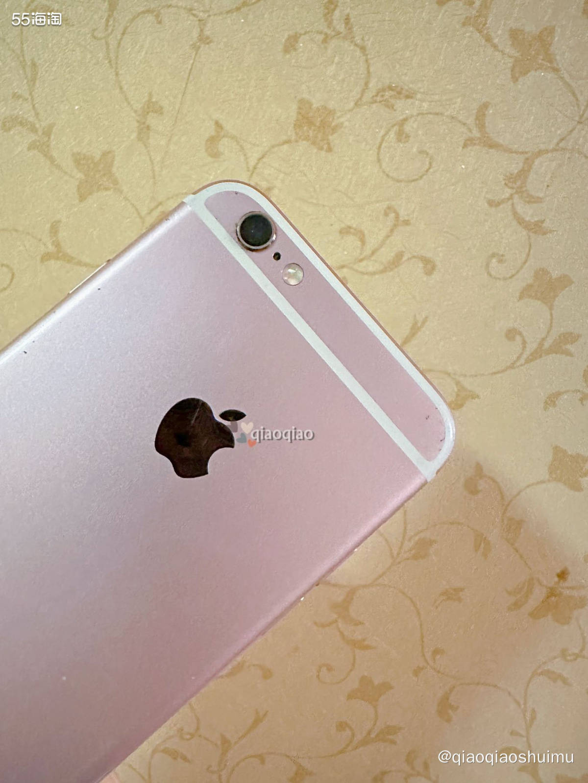 我换手机的速度基本是两年多一换，换下来的就直接给我妈，她再用