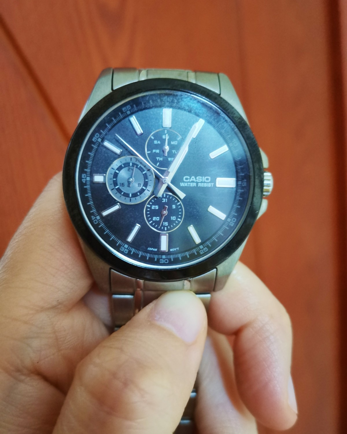 虽然没有Apple Watch，但是家里面也有好几款其他类型