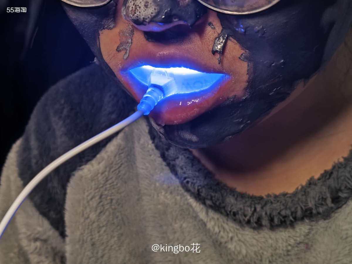 ⏺使用美牙仪的第三天，迫切希望牙齿能变白！  😄很幸运可以