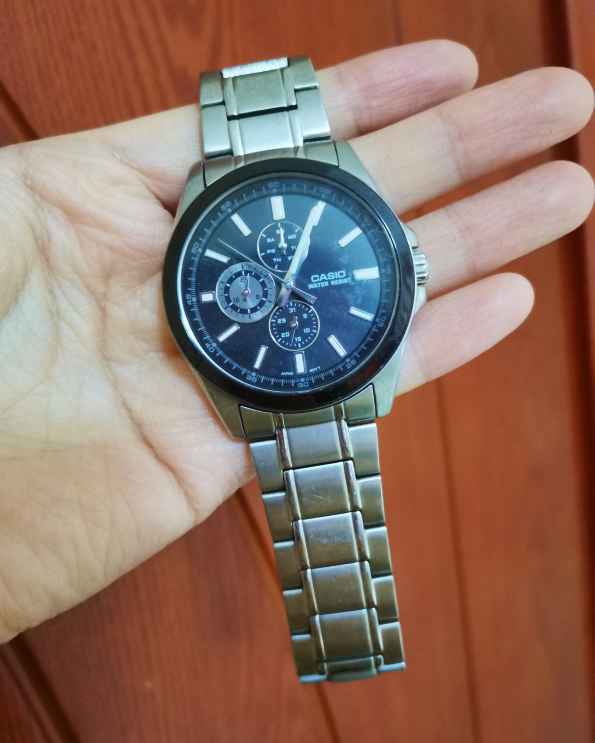 虽然没有Apple Watch，但是家里面也有好几款其他类型