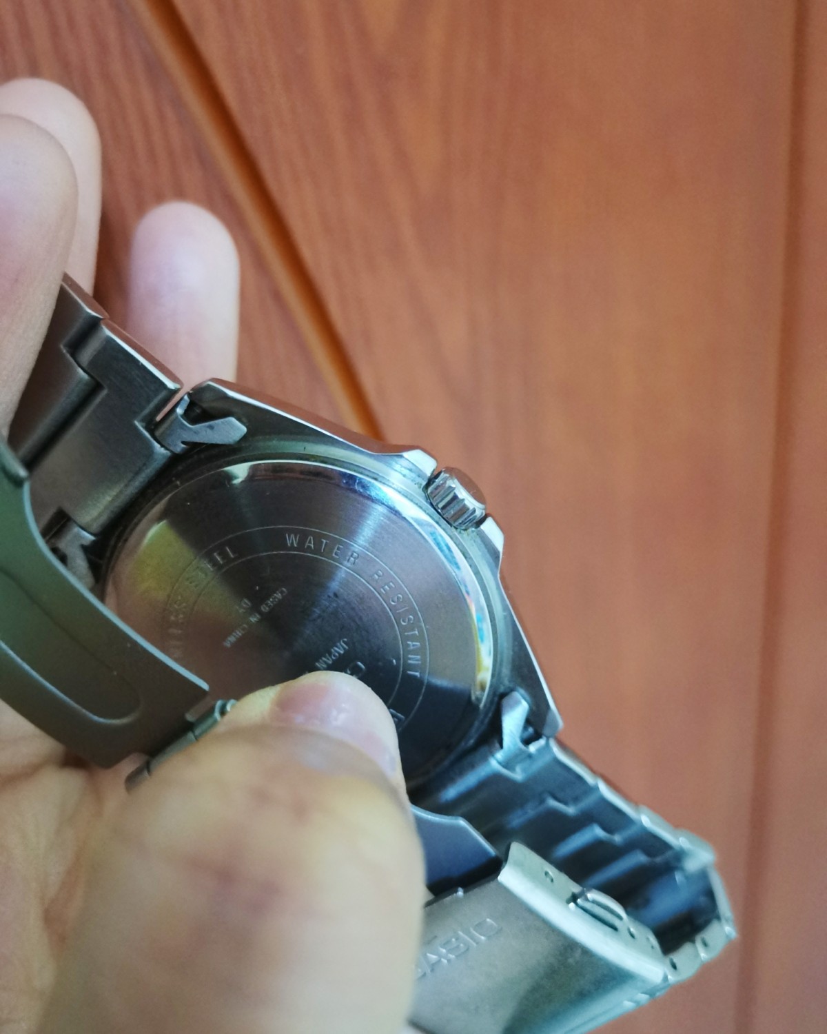 虽然没有Apple Watch，但是家里面也有好几款其他类型