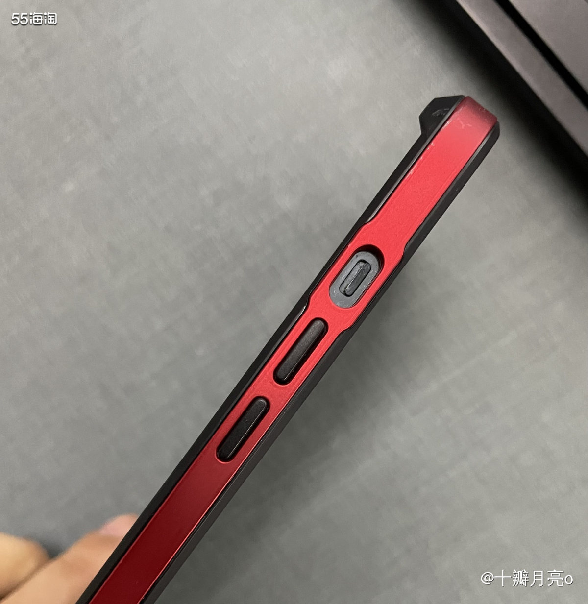 ▶️外观设计： 我买的这款是 iphone 12 Pro M
