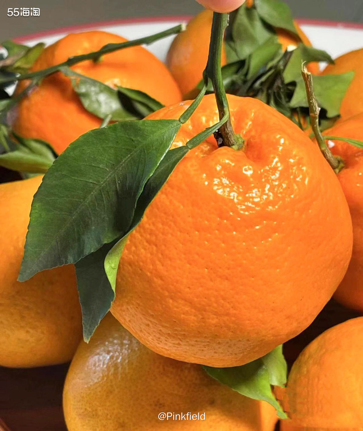 🍊上周拼多多买了一箱春见粑粑柑，这几天都在吃，口感一般，感