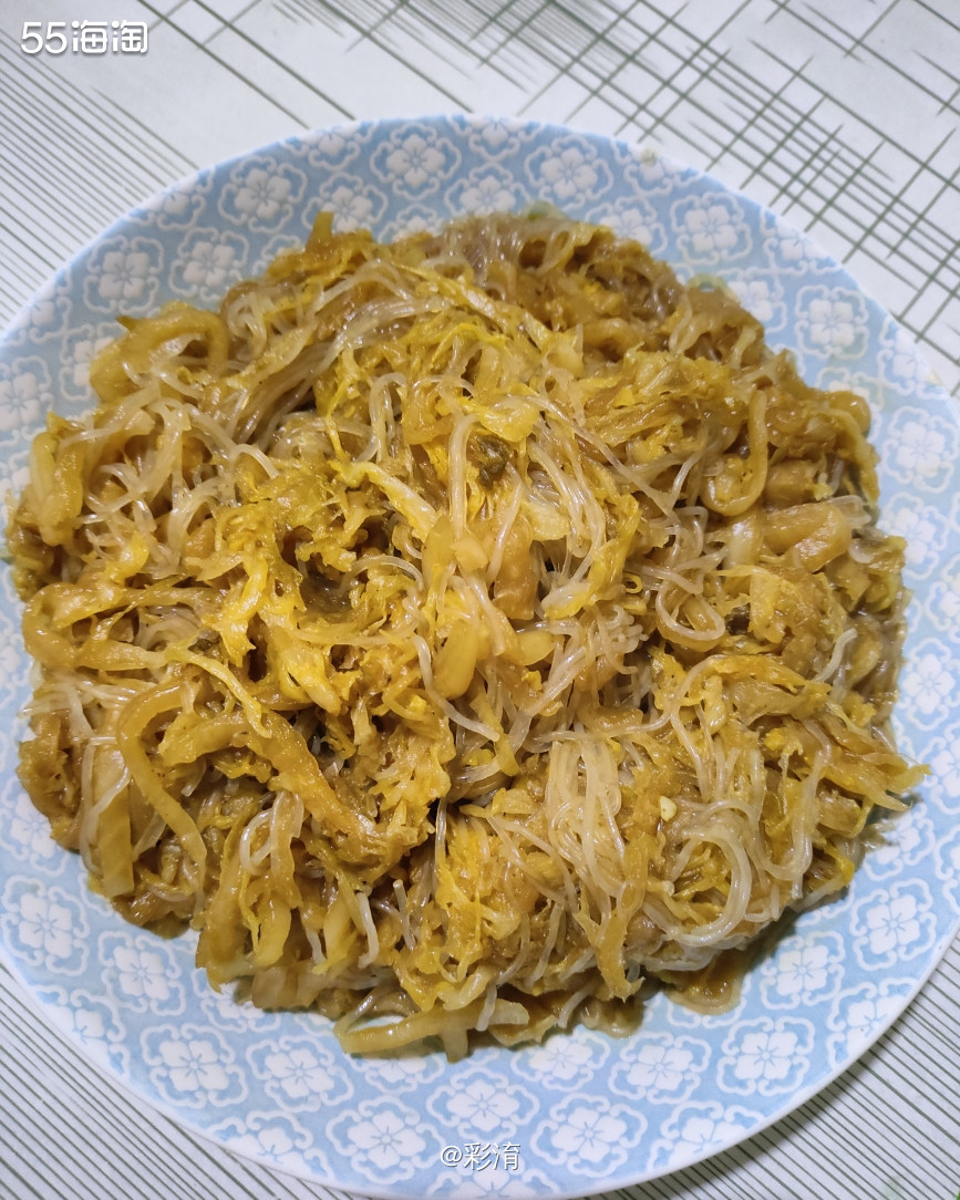 因为周日吃了一顿花甲粉吃坏了，最后导致了胃疼好几天，原本昨天