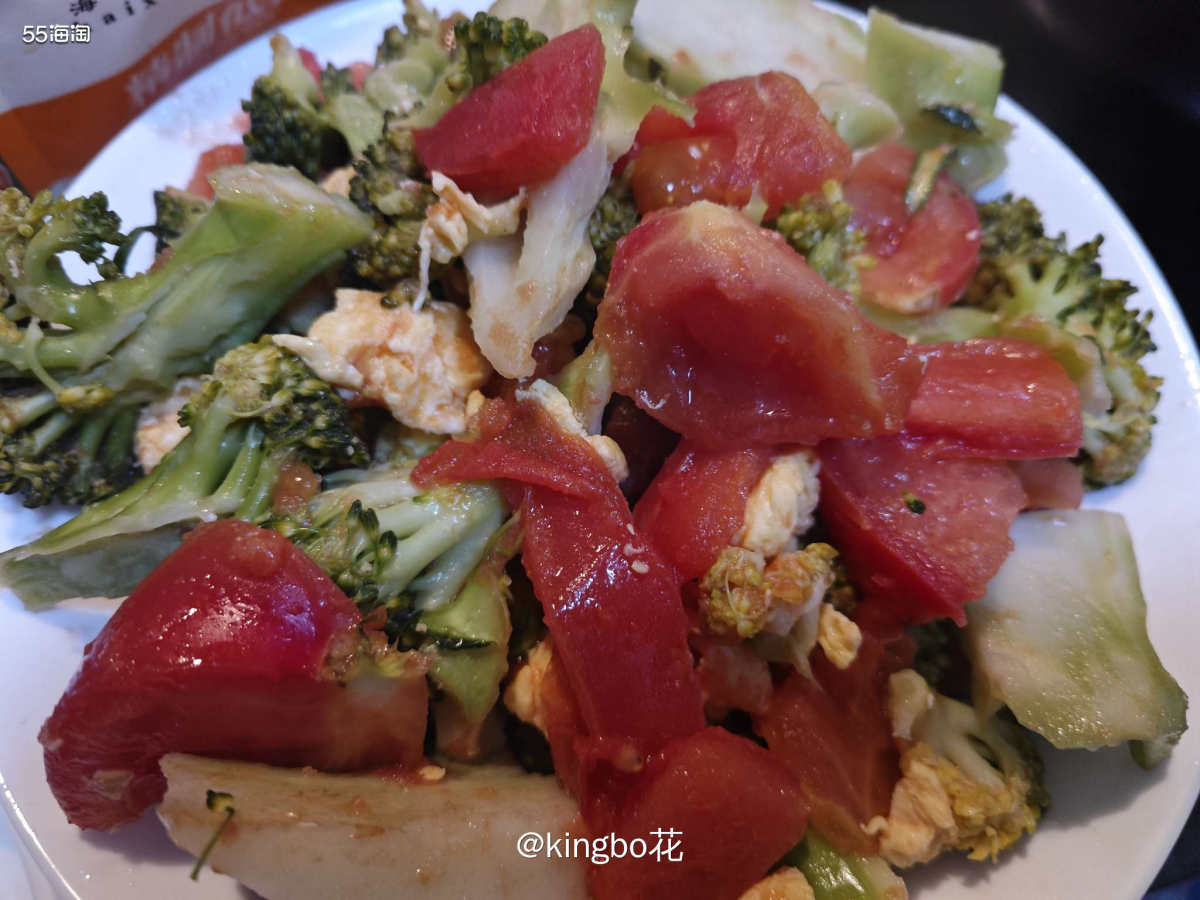 🔴轻餐准备，西兰花、番茄炒蛋清淡但还挺好吃的  🔶这两天