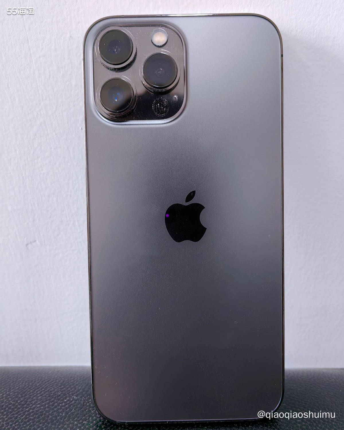 同事小姑娘是苹果忠粉，买了apple care，每年苹果出新