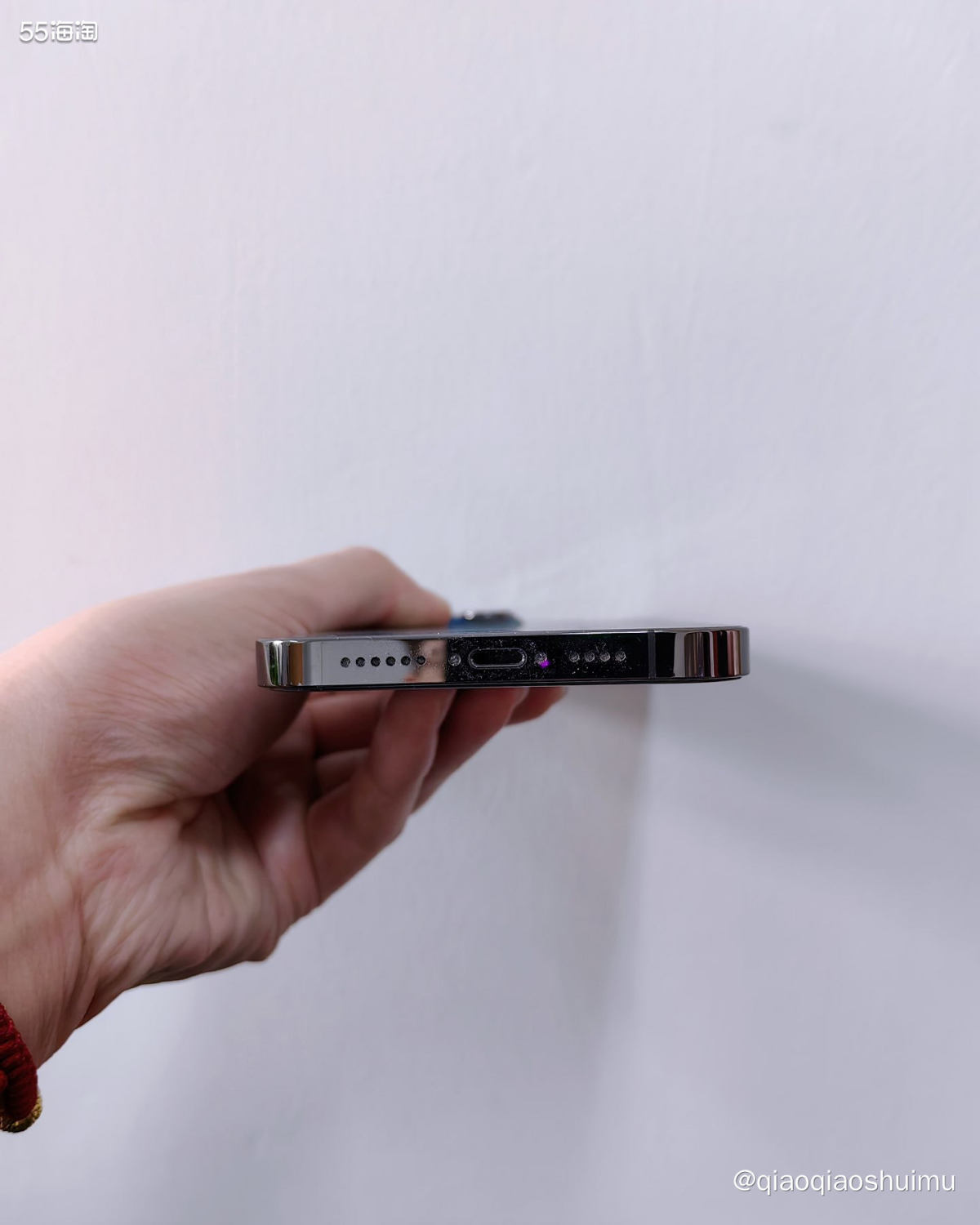 同事小姑娘是苹果忠粉，买了apple care，每年苹果出新