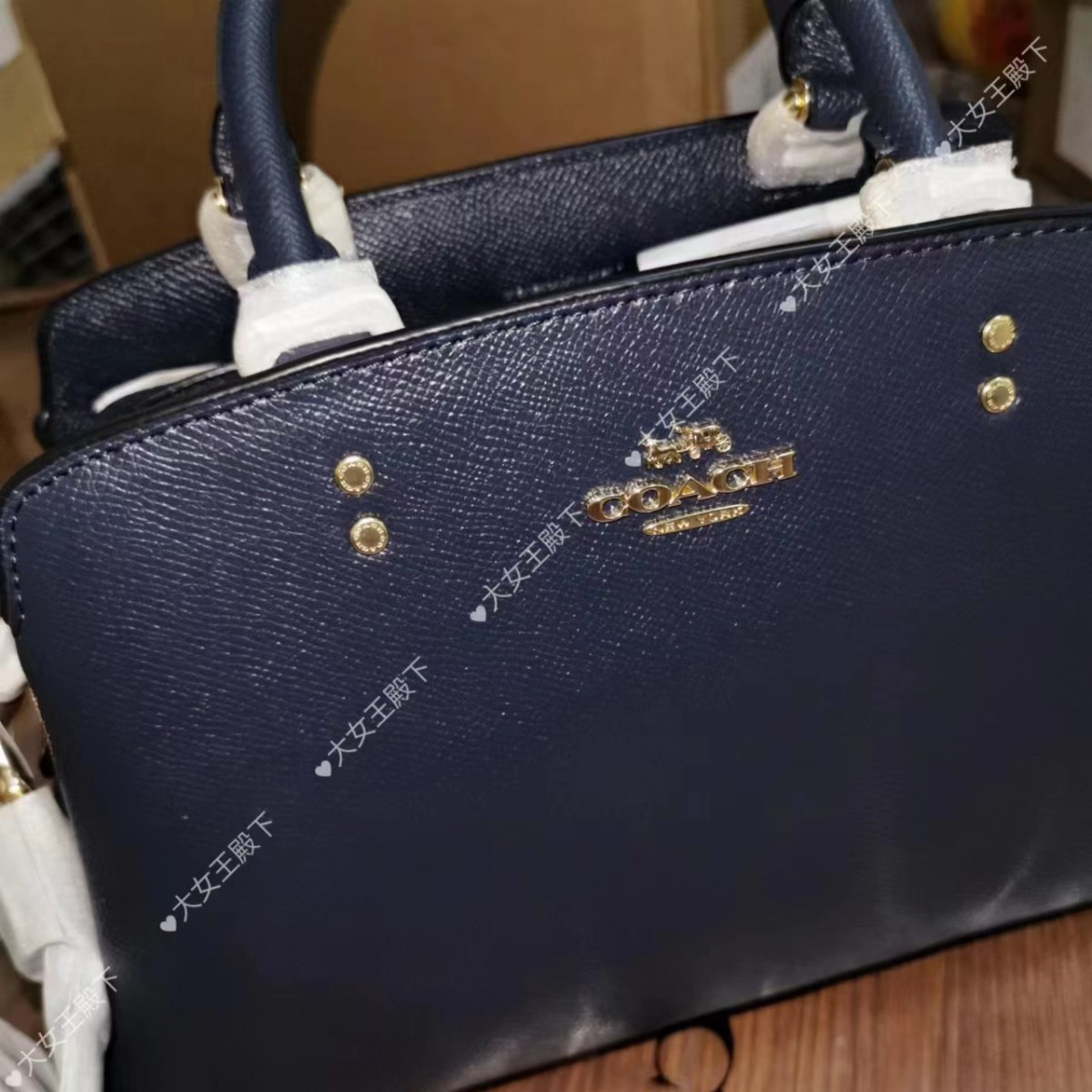 ☑️开箱： Mini Lillie Carryall 藏蓝色