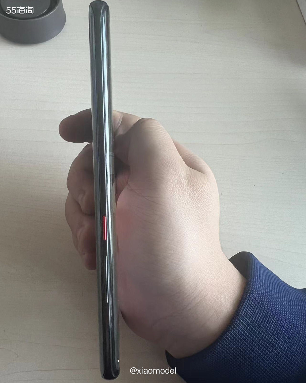 华为mate20 Pro是18年推出的手机，过了将近5年，很