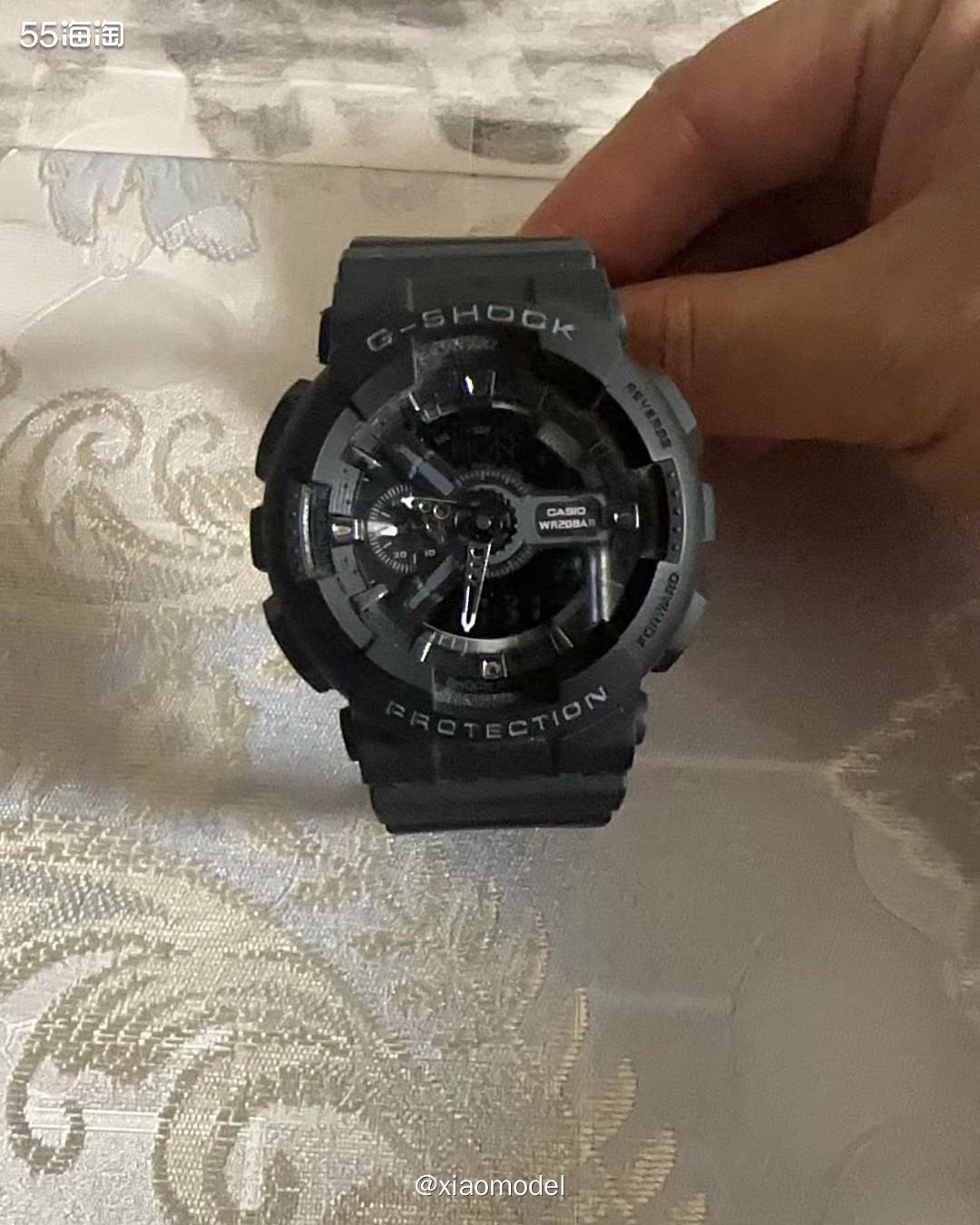 这款卡西欧G-SHOCK GA-110GBX运动手表主打运动