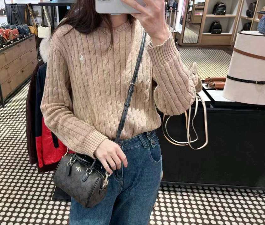 🌻商品名:mini rowan迷你波士顿 🌻价格:＄13