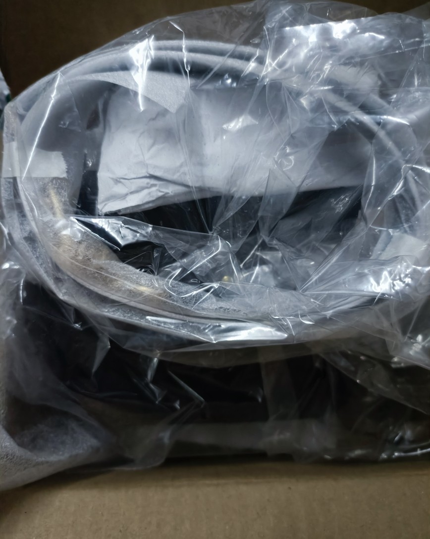 我的coach包包到了，前段时间买了很多包包，应该可以陆陆续